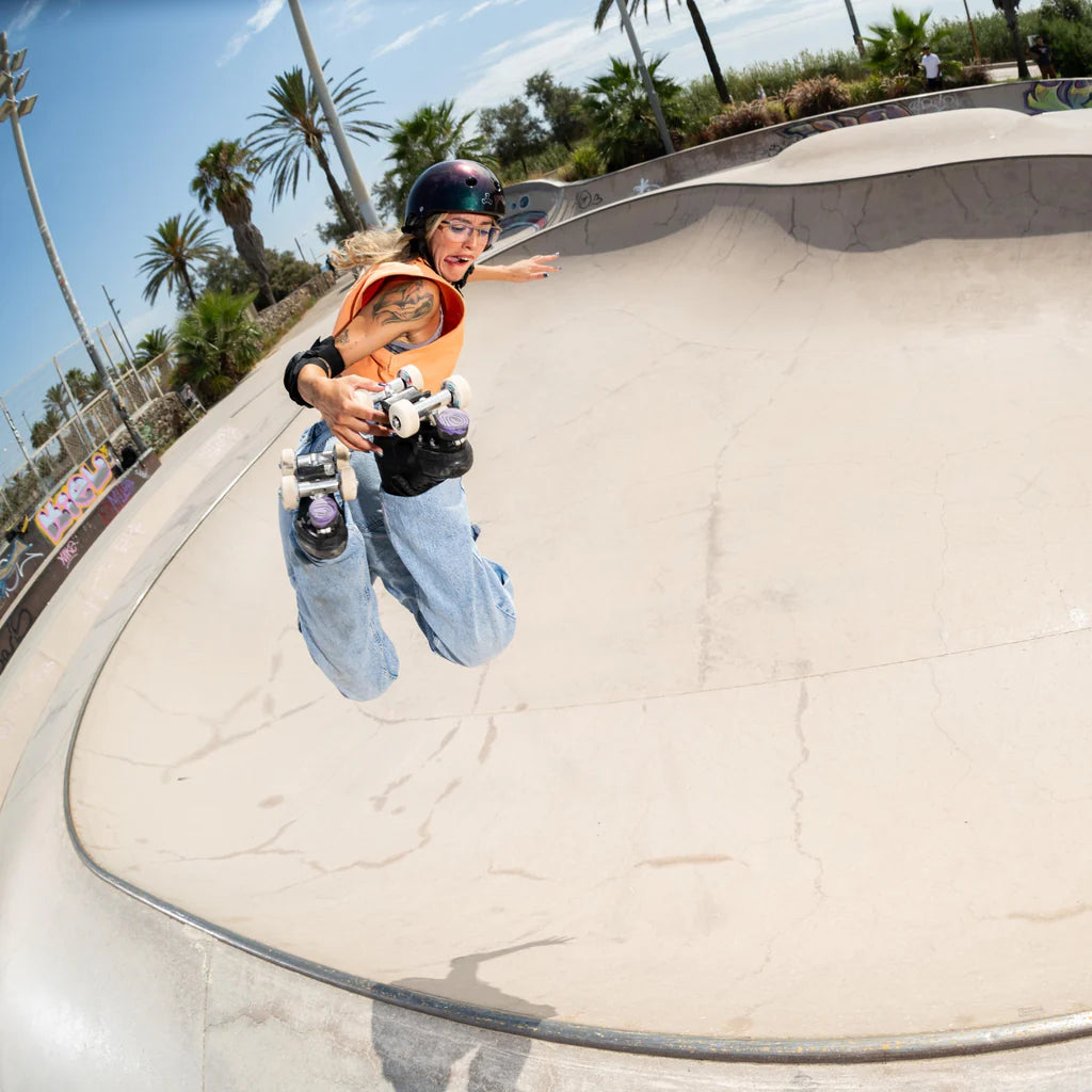 Triple Eight Barbie Patin DeepCover Roller Skate Helmet