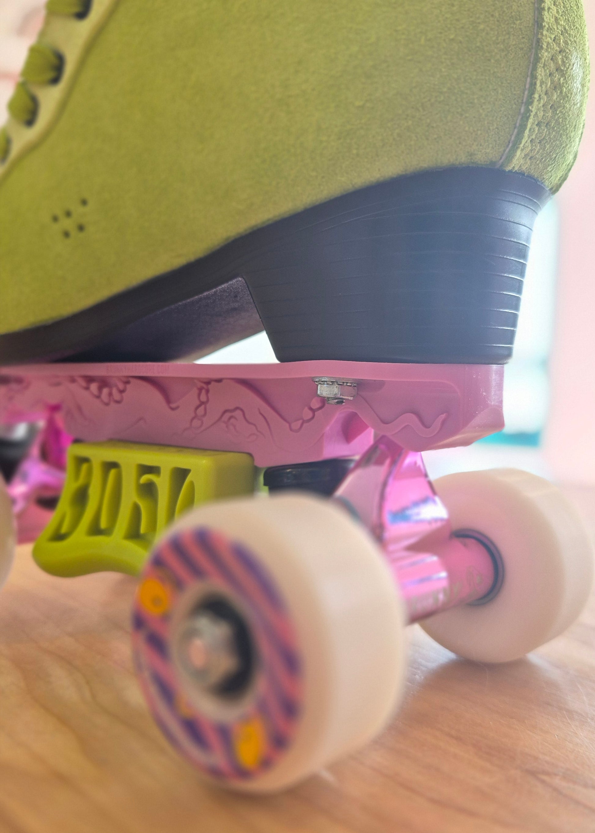Chuffed-Green-Rib-Pro-Boots-Brunny-Dragon-Plate-Roller-Skates