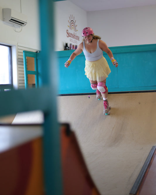 SkateWithRay-Sunshine-Rollers-Miniramp-Fredericton-Drop-In