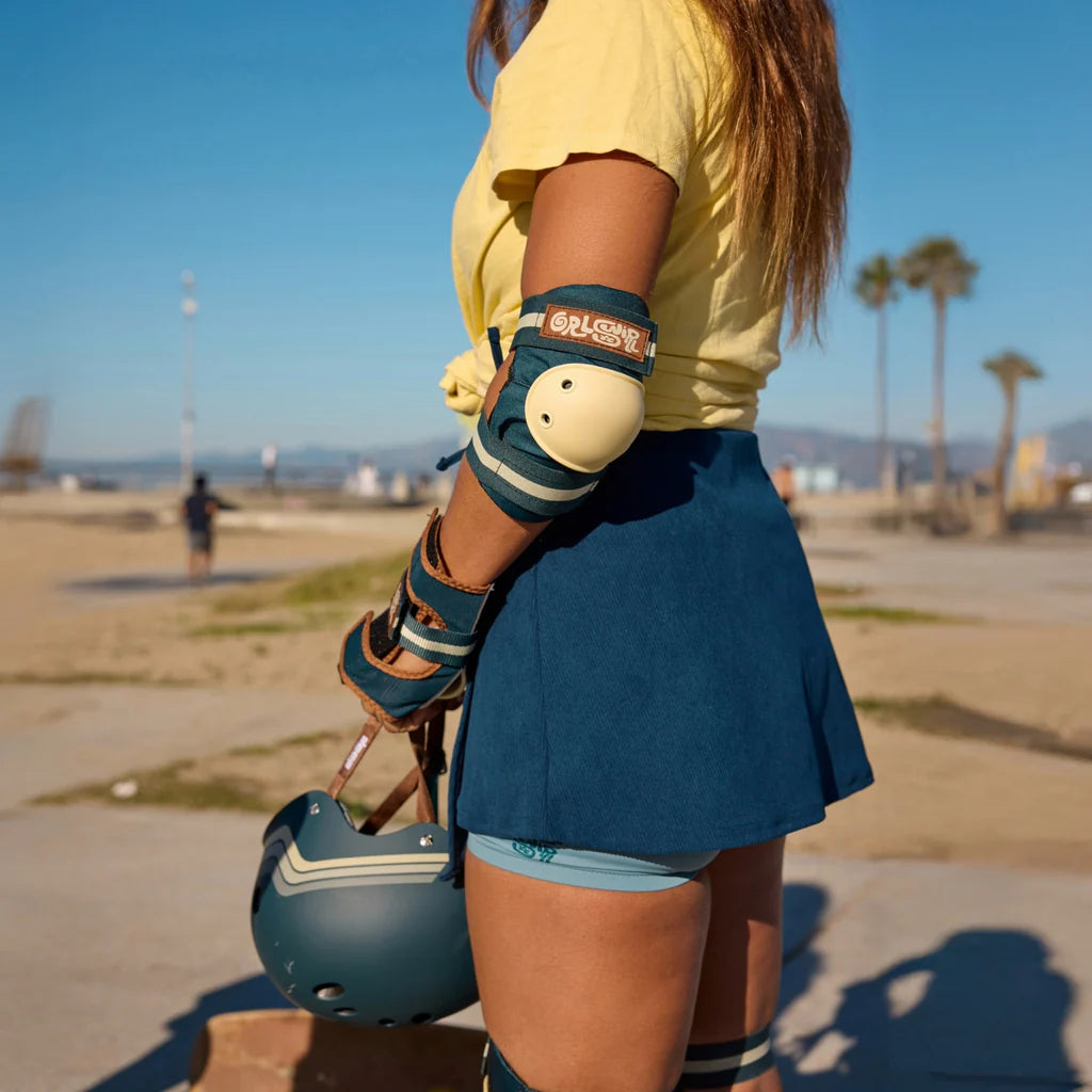 Triple-Eight-NYC-SKORTSAVER-GRLSWIRL-Butt-Padded-Skort-Retro-Blue-Gray-Venice-Beach