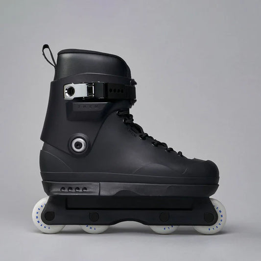 THEM SKATES - 909 - BLACK - COMPLETE SKATES
